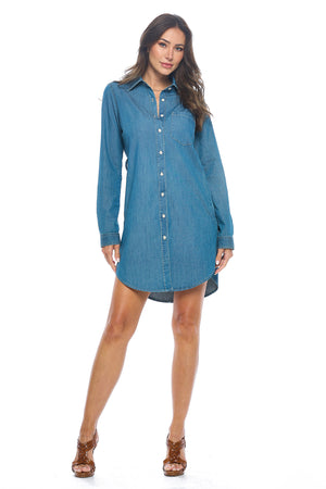 Model wearing the Aviator travel dress