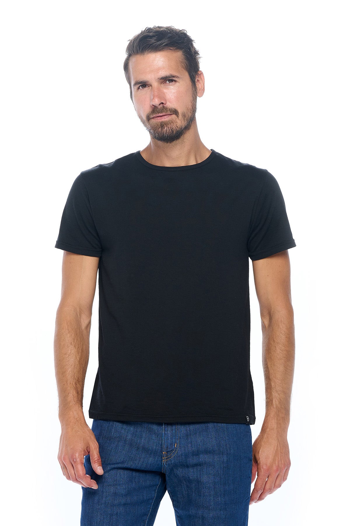Men's Travel T-Shirt | Black | Cool Blue | Navy Blue | Ivory White Medium / Black