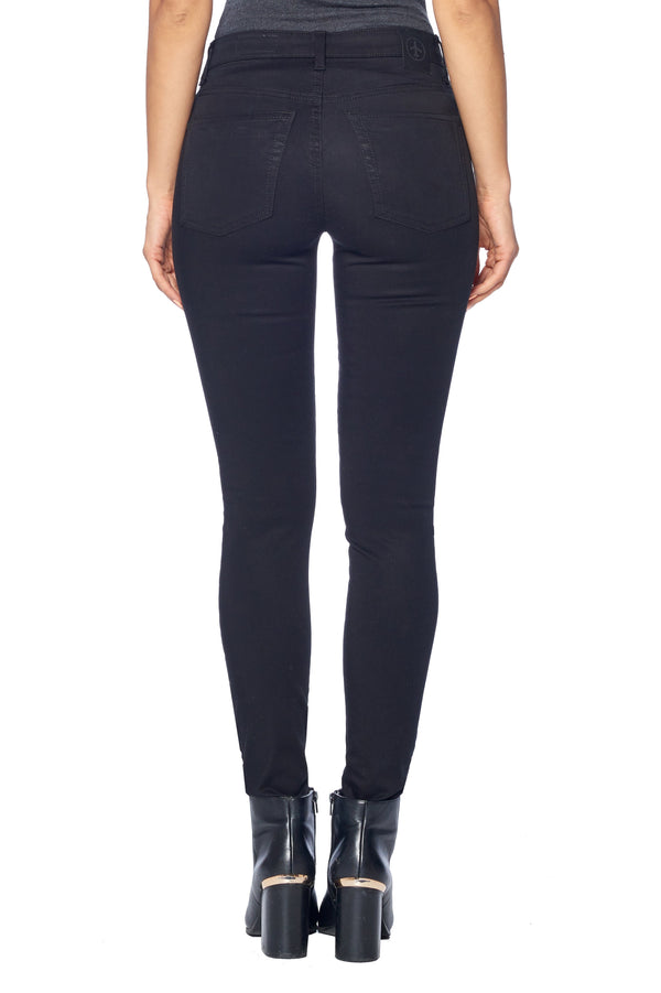 The Best Travel Jeans for Women | Skinny | Jet Black | Made in the USA ...